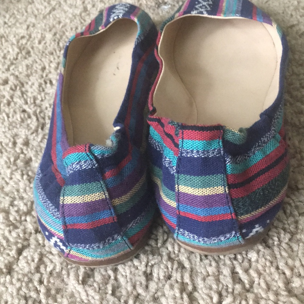 Aztec Patterned Flats - Picture 4 of 4